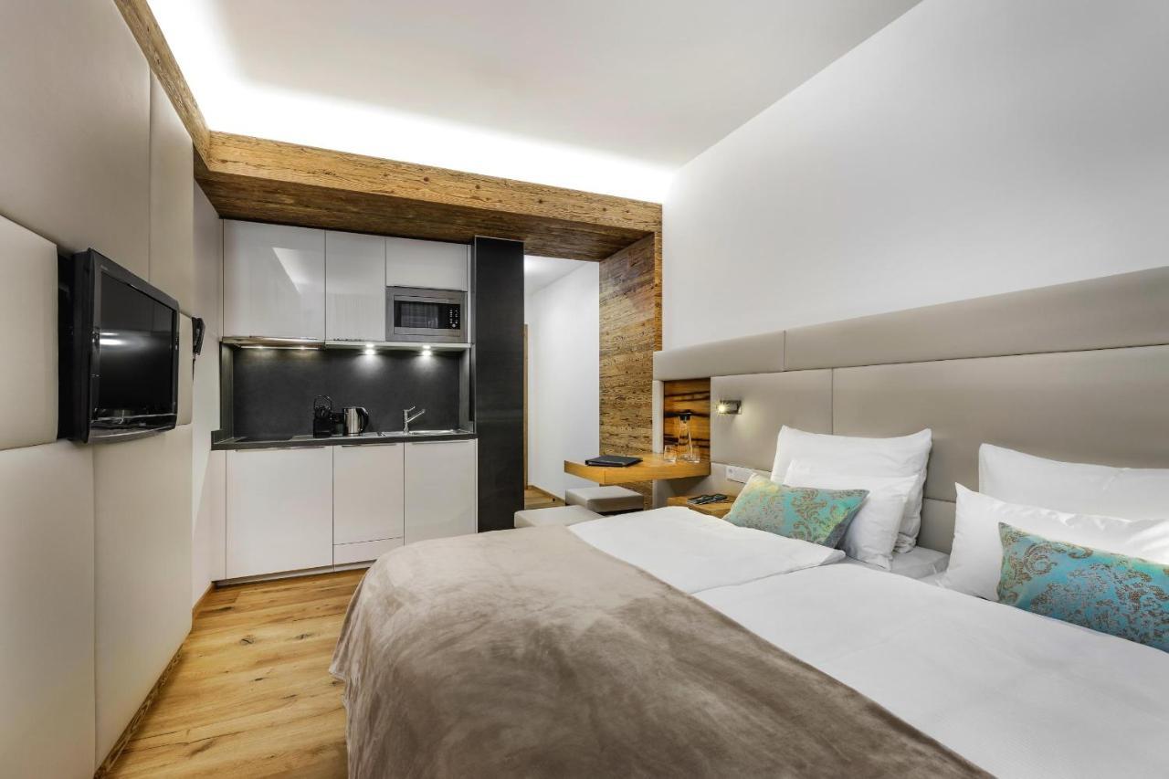 Alpinlounge Raetia Appartements อิสชเกิล ภายนอก รูปภาพ