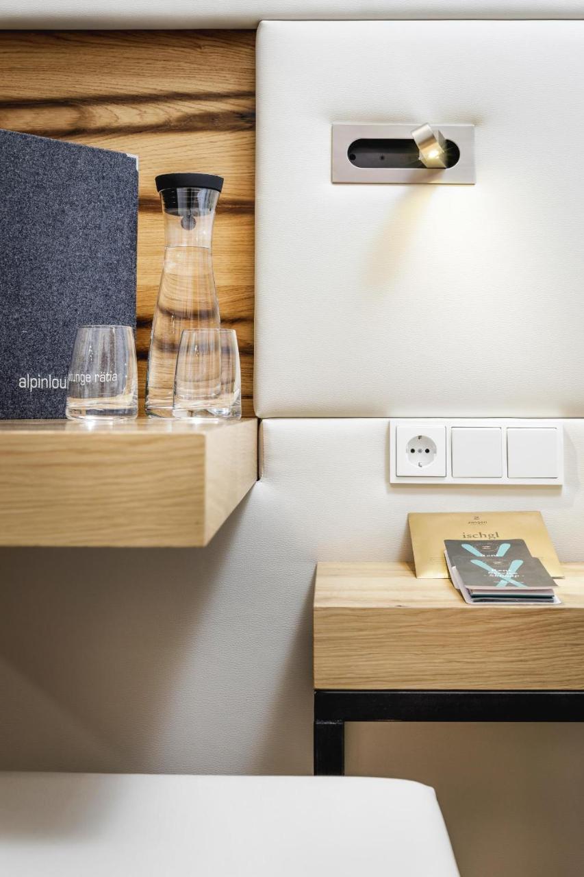 Alpinlounge Raetia Appartements อิสชเกิล ภายนอก รูปภาพ