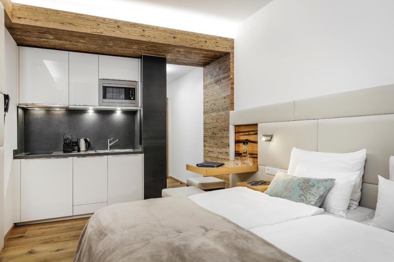 Alpinlounge Raetia Appartements อิสชเกิล ภายนอก รูปภาพ